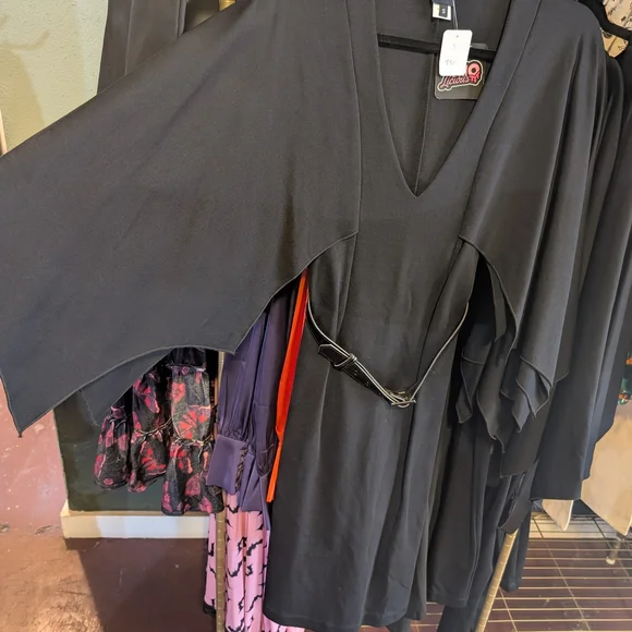 Elegant Black Cape Dress - Picture 2 of 2
